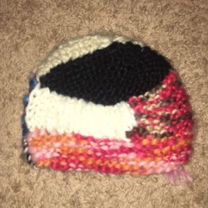 *Free- Add to Any Bundle* Guess Beanie